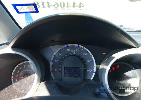 2011 Honda Fit Sport z USA, uszkodzony, nr VIN JHMGE8H57BC019014